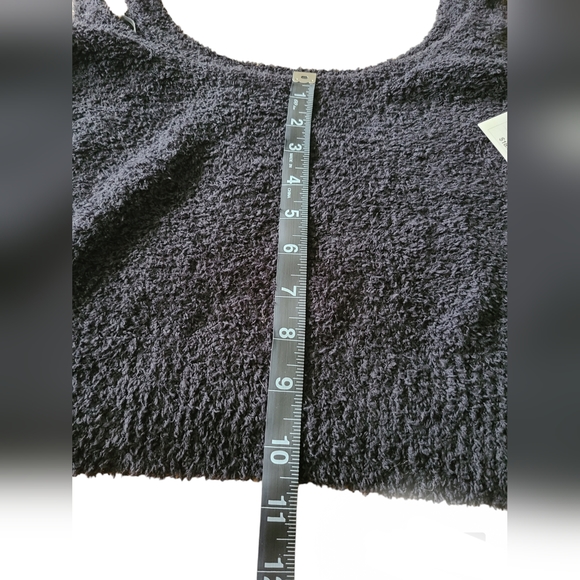 STARS ABOVE | BLACK CROP TANK | SIZE LARGE - Picture 10 of 12